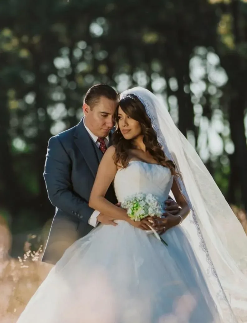Modelo 2 · Boda